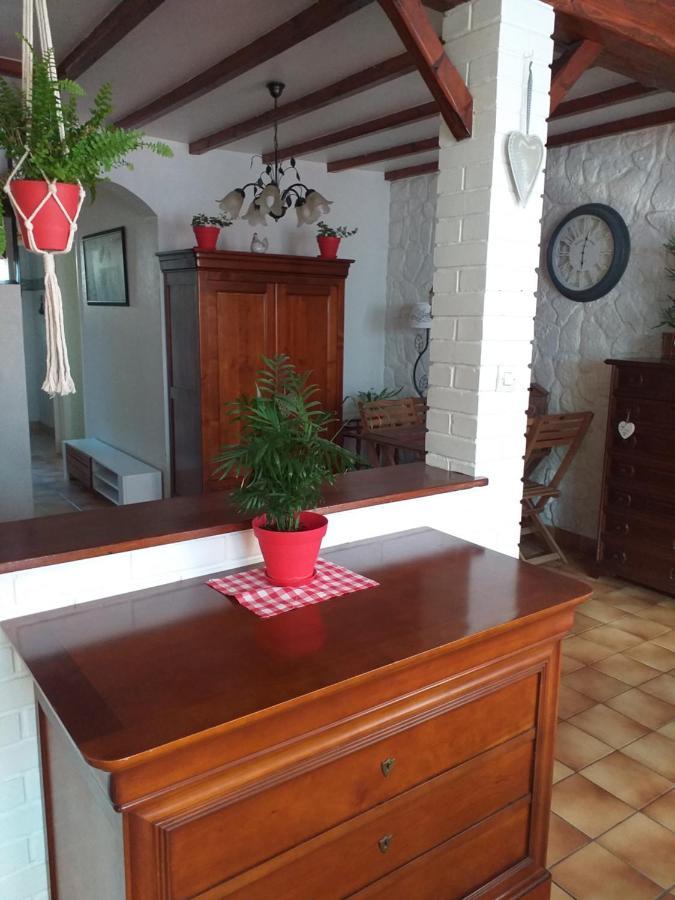 Vila A La Bonne Franquette Marquise Exteriér fotografie